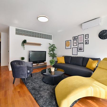 Lavir Apartment With Parking زغرب المظهر الخارجي الصورة