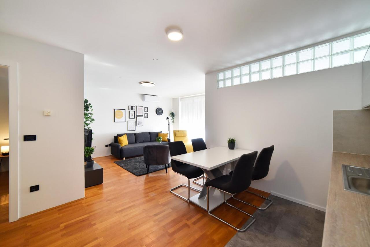 Lavir Apartment With Parking زغرب المظهر الخارجي الصورة