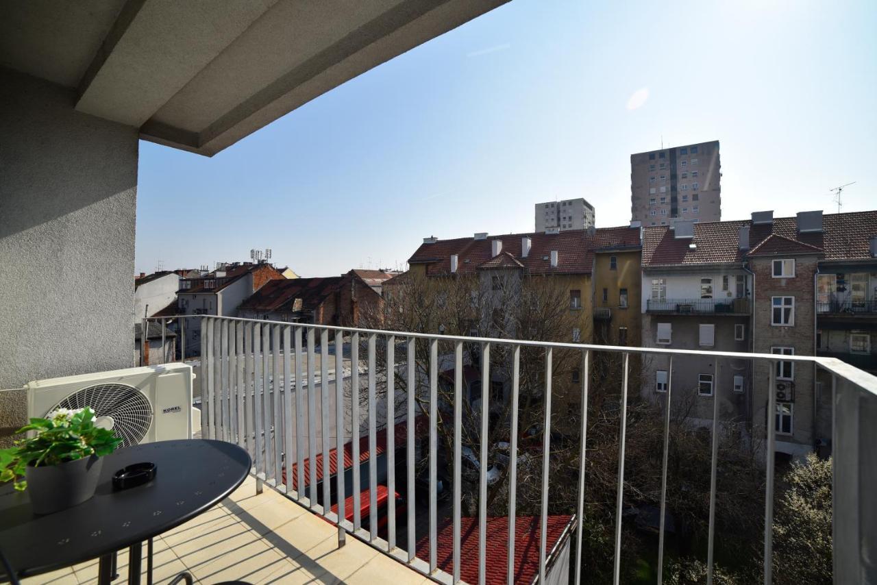 Lavir Apartment With Parking زغرب المظهر الخارجي الصورة