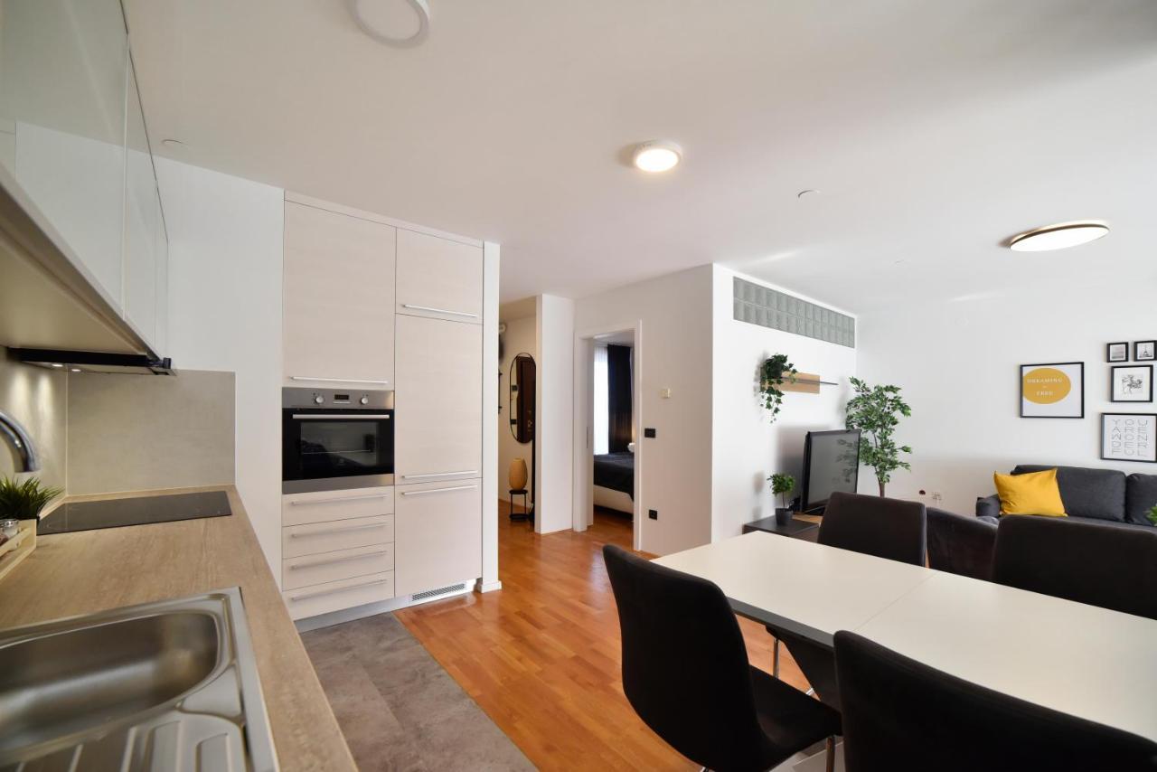 Lavir Apartment With Parking زغرب المظهر الخارجي الصورة