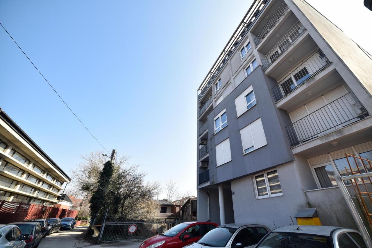 Lavir Apartment With Parking زغرب المظهر الخارجي الصورة